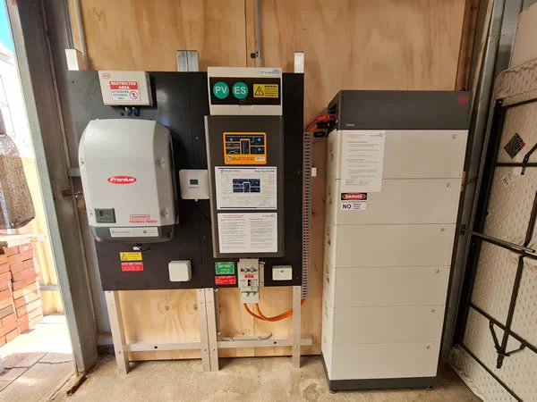 Battery Installation With Aureon Energy Group 